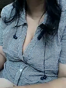 Janvi -Love online show from September 2025 05:42:01 AM