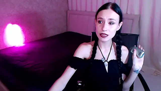 KiraBennett online show from September 2025 04:29:02 PM