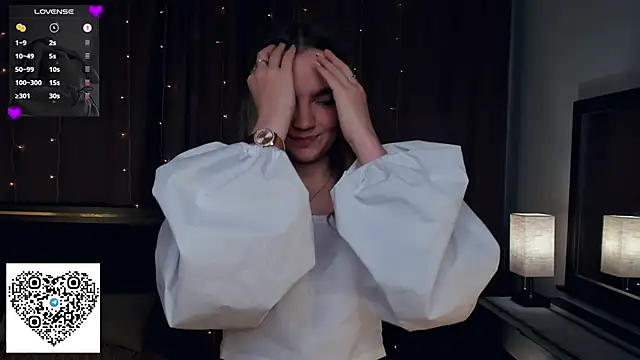 Snapshot of KerenFurguson chatting on September 2025 07:40:02 PM KerenFurguson online show from September 2025 07:40:02 PM