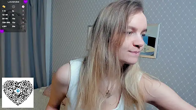 Snapshot of KerenFurguson chatting on November 2025 08:30:02 PM KerenFurguson online show from November 2025 08:30:02 PM