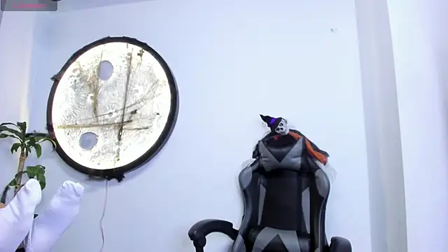 Snapshot of Miaa_Rosse chatting on October 2025 12:04:02 PM Miaa Rosse online show from October 2025 12:04:02 PM