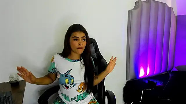 Snapshot of Miaa_Rosse chatting on October 2025 12:39:02 PM Miaa Rosse online show from October 2025 12:39:02 PM