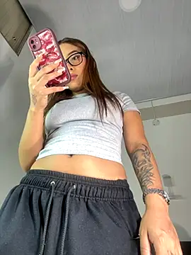 RedVelvet Dream online show from October 2025 11:38:02 PM