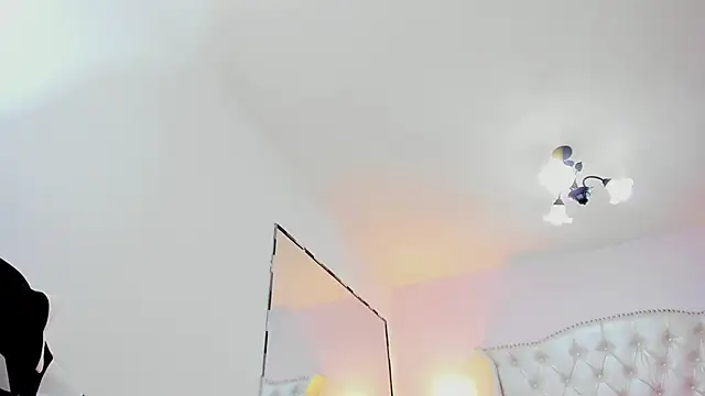 Annie Johnson 19 online show from September 2025 03:27:02 PM