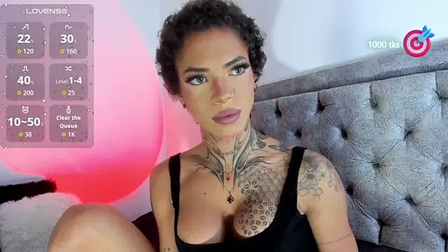 michell danna online show from October 2025 01:36:02 AM