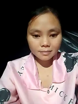 Snapshot of omiu-baby chatting on October 2025 12:35:02 PM omiu-baby online show from October 2025 12:35:02 PM