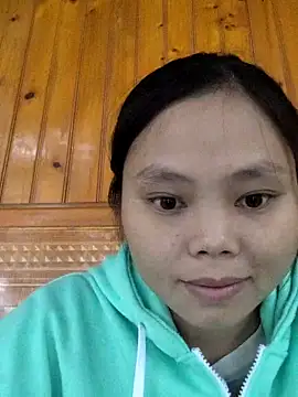 Snapshot of omiu-baby chatting on November 2025 12:56:01 AM omiu-baby online show from November 2025 12:56:01 AM