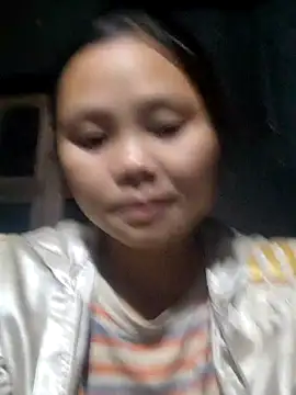 Snapshot of omiu-baby chatting on November 2025 10:34:01 PM omiu-baby online show from November 2025 10:34:01 PM