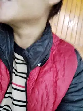 Snapshot of omiu-baby chatting on November 2025 12:53:01 AM omiu-baby online show from November 2025 12:53:01 AM