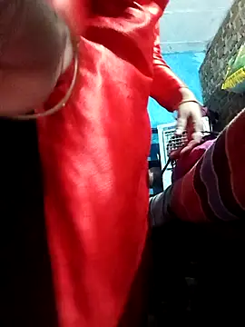 Deepa hott online show from November 2025 02:33:01 AM