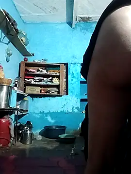 Deepa hott online show from November 2025 10:54:01 PM