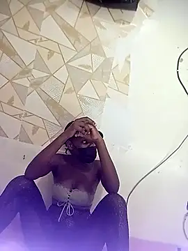 Snapshot of FeliciaZ chatting on December 2025 08:04:02 PM FeliciaZ online show from December 2025 08:04:02 PM