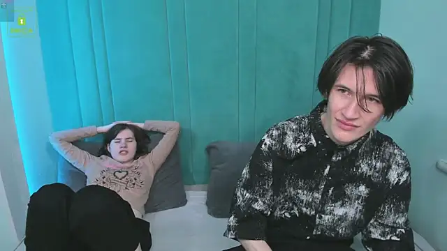 ViviaraNGendy online show from October 2025 10:47:01 AM