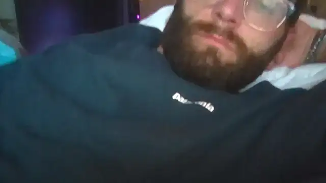 Snapshot of hungspundick1 chatting on November 2025 11:53:01 AM hungspundick1 online show from November 2025 11:53:01 AM