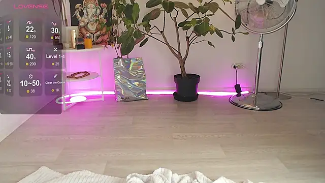 Snapshot of ChloeSummers chatting on October 2025 09:12:01 AM ChloeSummers online show from October 2025 09:12:01 AM