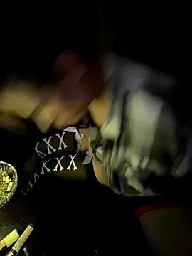 Snapshot of d3luluxx chatting on October 2025 08:32:01 AM d3luluxx online show from October 2025 08:32:01 AM