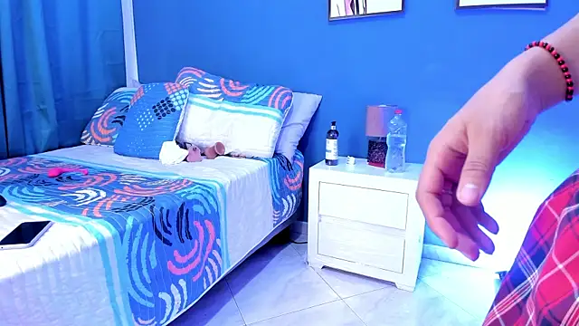 Grettel w online show from October 2025 08:06:02 PM