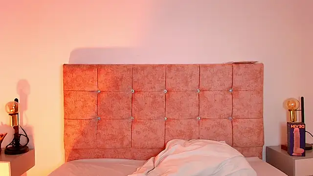 Ares Alpha online show from October 2025 06:37:01 PM