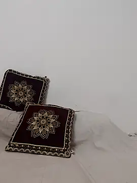 Miss Riya20 online show from October 2025 05:32:01 AM