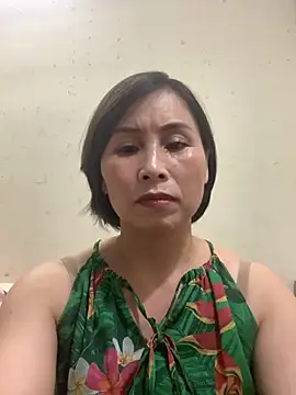 Snapshot of Hello_Linchii chatting on September 2025 05:25:01 PM Hello Linchii online show from September 2025 05:25:01 PM