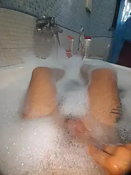 Snapshot of gigilola84 chatting on October 2025 02:56:02 PM gigilola84 online show from October 2025 02:56:02 PM