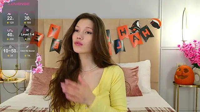 Snapshot of MaryNixon_ chatting on October 2025 05:11:02 AM MaryNixon online show from October 2025 05:11:02 AM