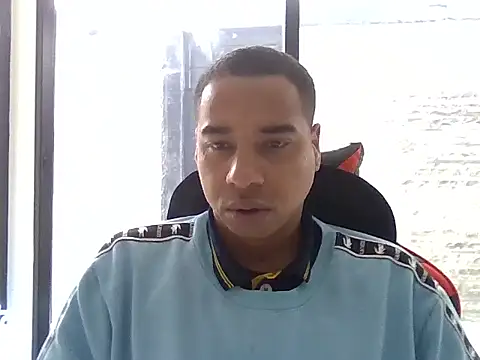 JUNINHOLEKE online show from September 2025 03:22:02 PM