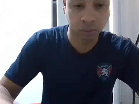 JUNINHOLEKE online show from September 2025 01:51:01 AM