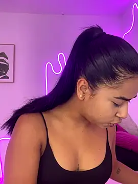 zoe evans5 online show from October 2025 12:59:02 PM