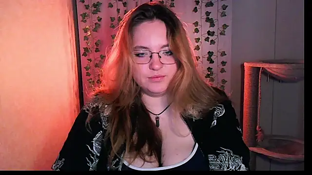 Snapshot of ZayaRush chatting on October 2025 10:25:01 AM ZayaRush online show from October 2025 10:25:01 AM