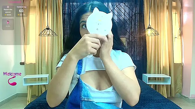 Honey Love   online show from September 2025 02:06:02 PM