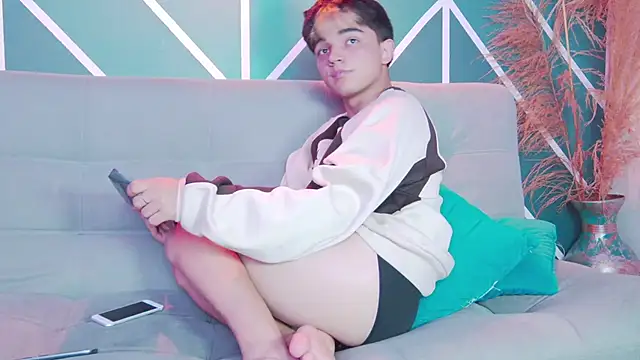 LucaDelart online show from September 2025 12:40:01 PM