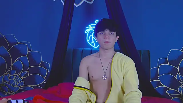 LucaDelart online show from October 2025 12:39:01 PM