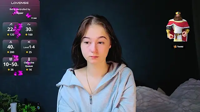 Mary Smitt online show from September 2025 07:25:02 PM