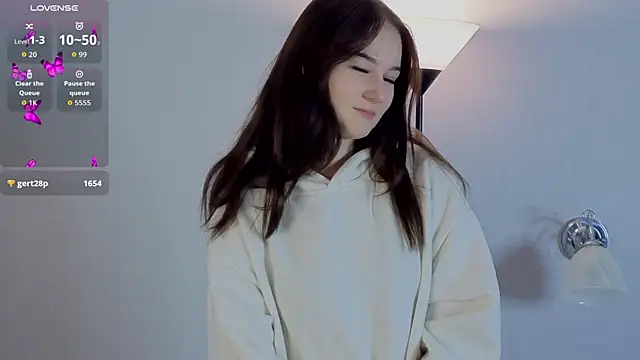 Mary Smitt online show from November 2025 05:36:02 PM