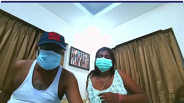 Snapshot of Rashikamalhotra chatting on October 2025 12:05:02 PM Rashikamalhotra online show from October 2025 12:05:02 PM