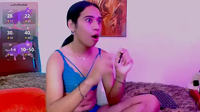 Ashleypetite  online show from October 2025 07:35:02 PM