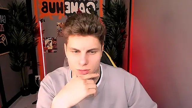 Snapshot of JackWolw chatting on November 2025 03:34:01 PM JackWolw online show from November 2025 03:34:01 PM