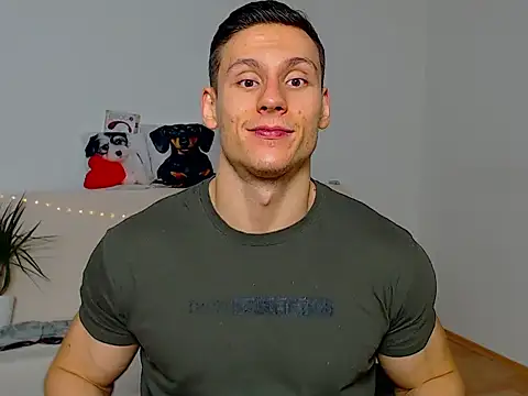 Snapshot of ZeinMiracles chatting on October 2025 08:35:01 PM ZeinMiracles online show from October 2025 08:35:01 PM