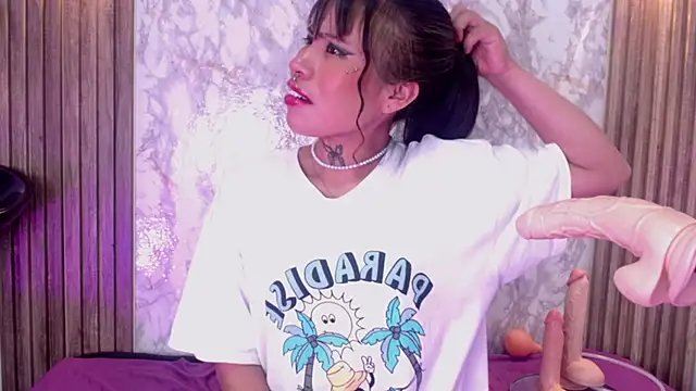 Georgina Astor online show from October 2025 09:37:01 PM