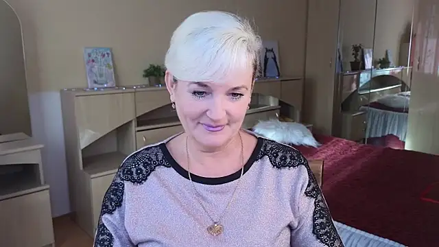 Snapshot of Vina_Vision chatting on October 2025 12:03:01 PM Vina Vision online show from October 2025 12:03:01 PM