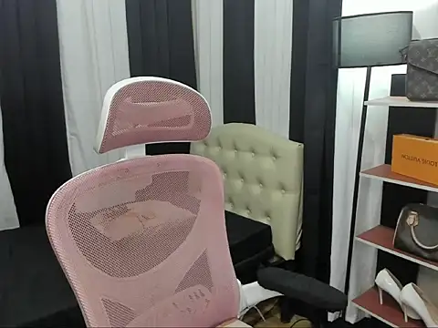 BigUncutCockRhein online show from November 2025 07:53:01 AM