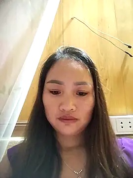 Maimi20 online show from September 2025 12:41:01 PM
