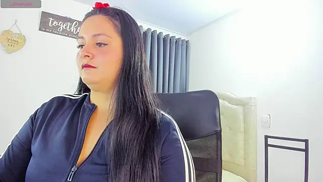 Snapshot of Sunnycurvymf chatting on October 2025 09:24:01 PM Sunnycurvymf online show from October 2025 09:24:01 PM