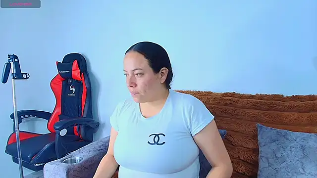  honey12 online show from November 2025 01:11:02 PM