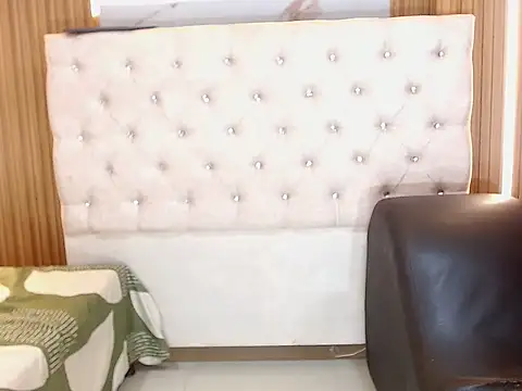 sabrina roosa online show from October 2025 11:30:01 AM