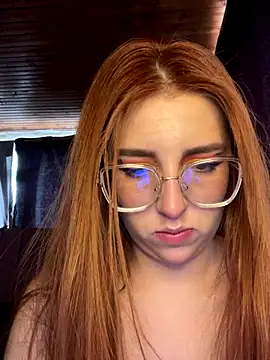 CoraVibes online show from October 2025 12:17:02 PM