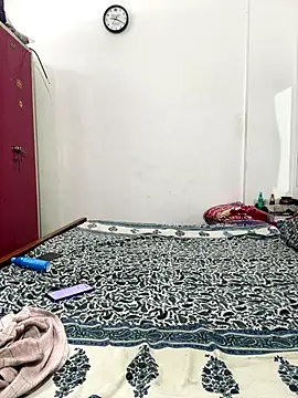 Snapshot of jully-jully chatting on September 2025 03:44:01 AM jully-jully online show from September 2025 03:44:01 AM