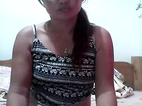 Snapshot of nathalie0045 chatting on September 2025 10:52:01 AM nathalie0045 online show from September 2025 10:52:01 AM