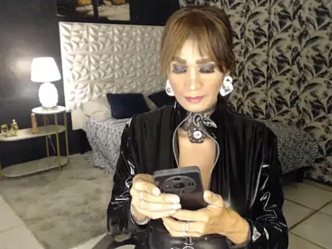 Creamycumdollx online show from November 2025 11:31:02 AM